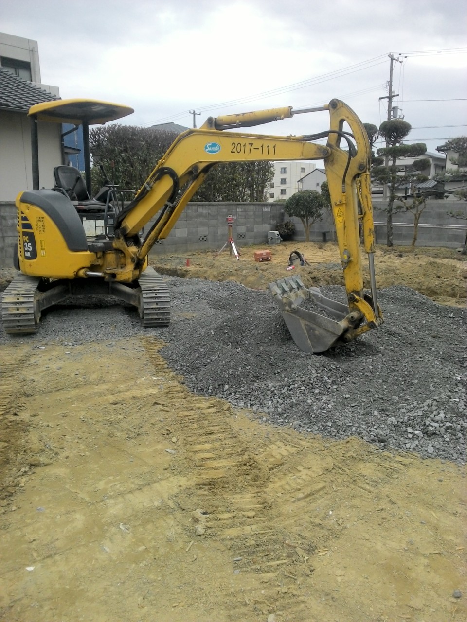 基礎工事中